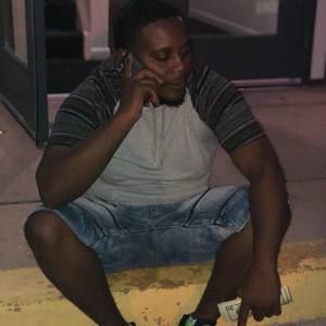 Meet your Posher, Devin